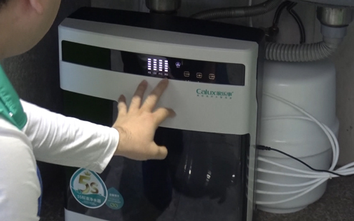 全网都在找的“网红”富锶5S净水器，原来是家乐事净水器厂家生产的